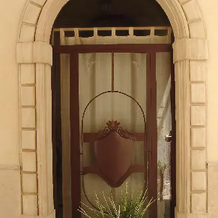 アパートホテル Palazzo Reginella