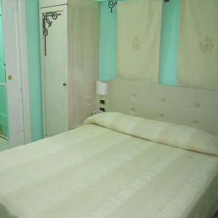 Palazzo Reginella アパートホテル