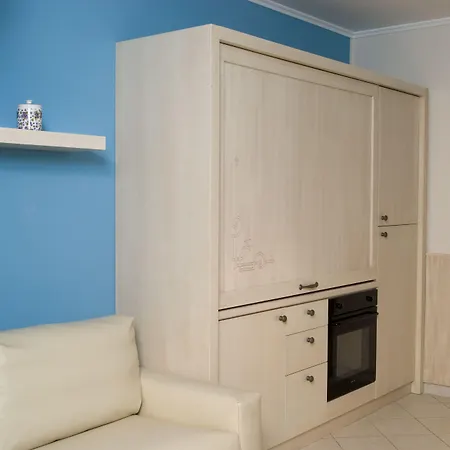 Palazzo Reginella 4* ボヴァリーノ・マリーナ