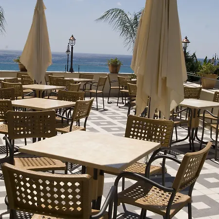 Palazzo Reginella アパートホテル