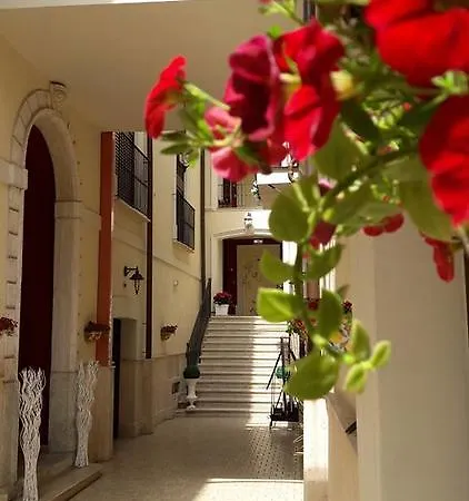 アパートホテル Palazzo Reginella