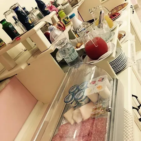 Palazzo Reginella ボヴァリーノ・マリーナ