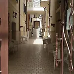 Palazzo Reginella بوفالينو مارينا
