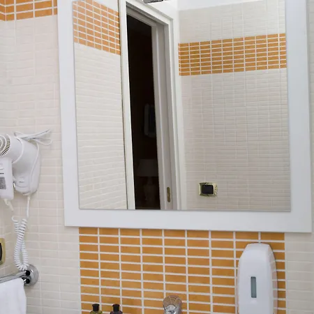 Palazzo Reginella Apartahotel 4*