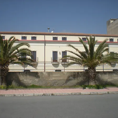 Palazzo Reginella 아파트호텔 보발리노 마리나