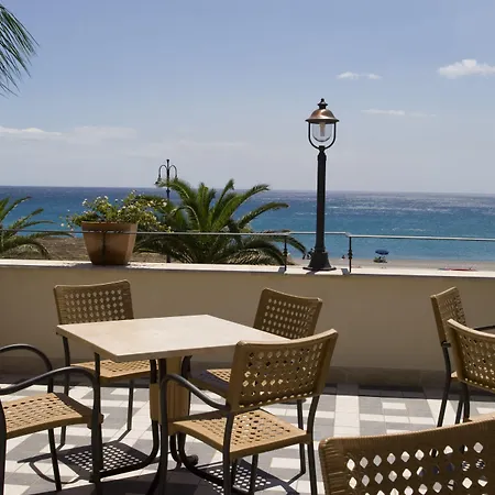 Apartahotel Palazzo Reginella Bovalino Marina