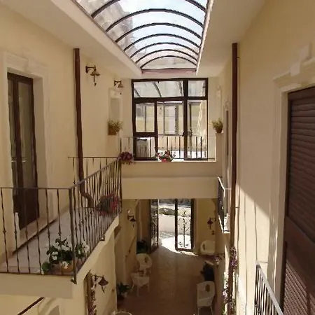 Apart Otel Palazzo Reginella 4*