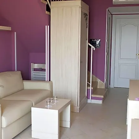 Palazzo Reginella Apart Otel Bovalino Marina