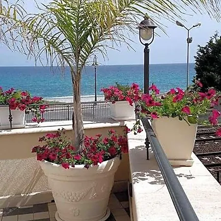 Palazzo Reginella 4* Bovalino Marina