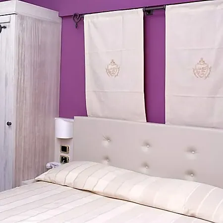 Palazzo Reginella Apart Otel Bovalino Marina