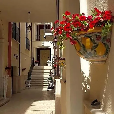 Palazzo Reginella Bovalino Marina
