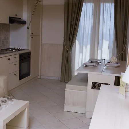 Palazzo Reginella Apartmanhotel 2*