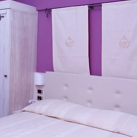 Palazzo Reginella Apartmanhotel 2*